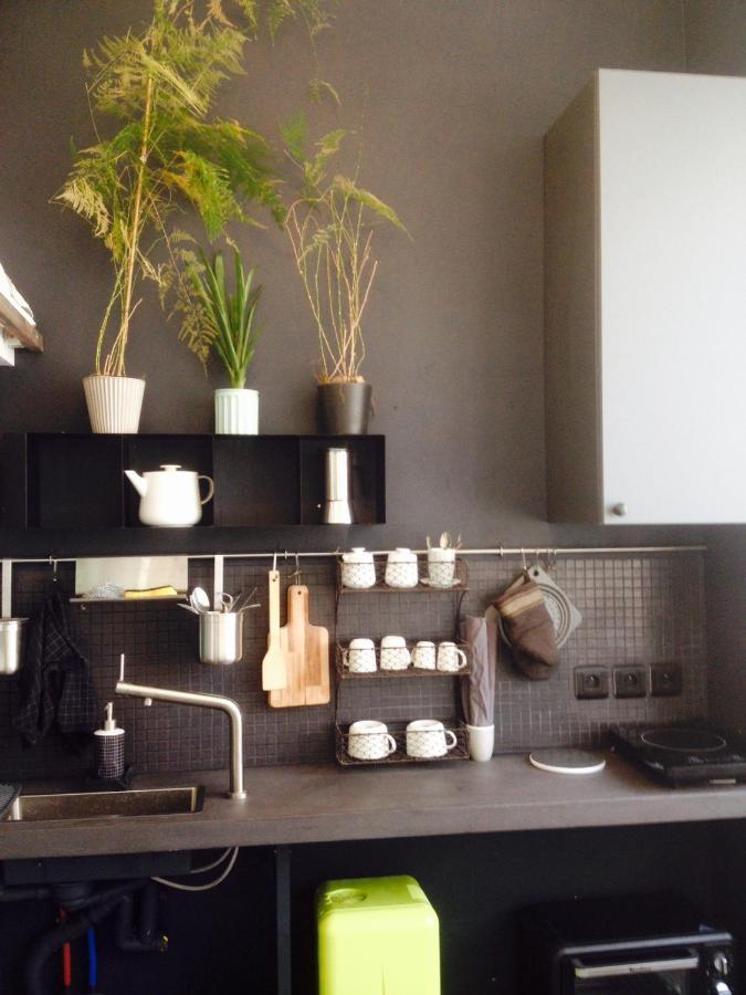 Small Arty Studio Menilmontant Париж Екстериор снимка